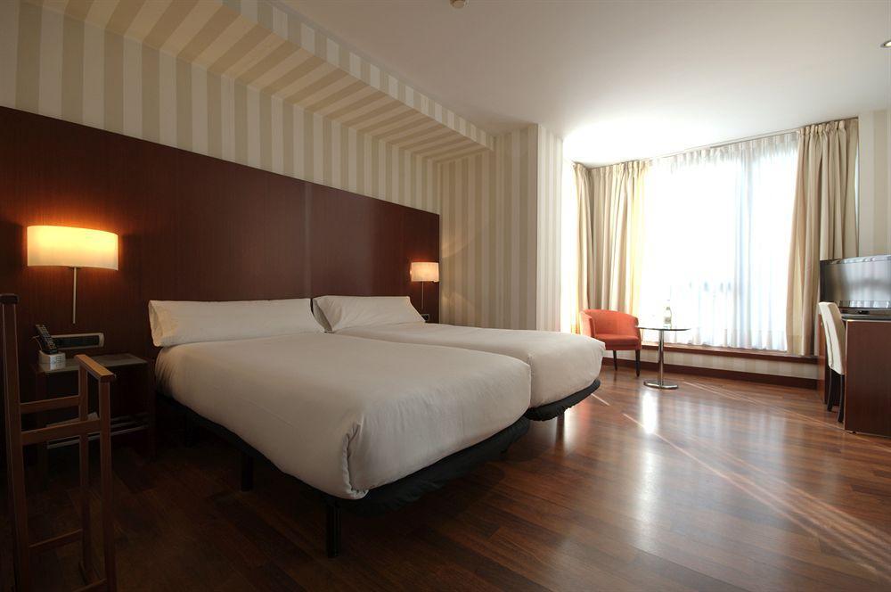 Zenit Borrell 4* Barcellona