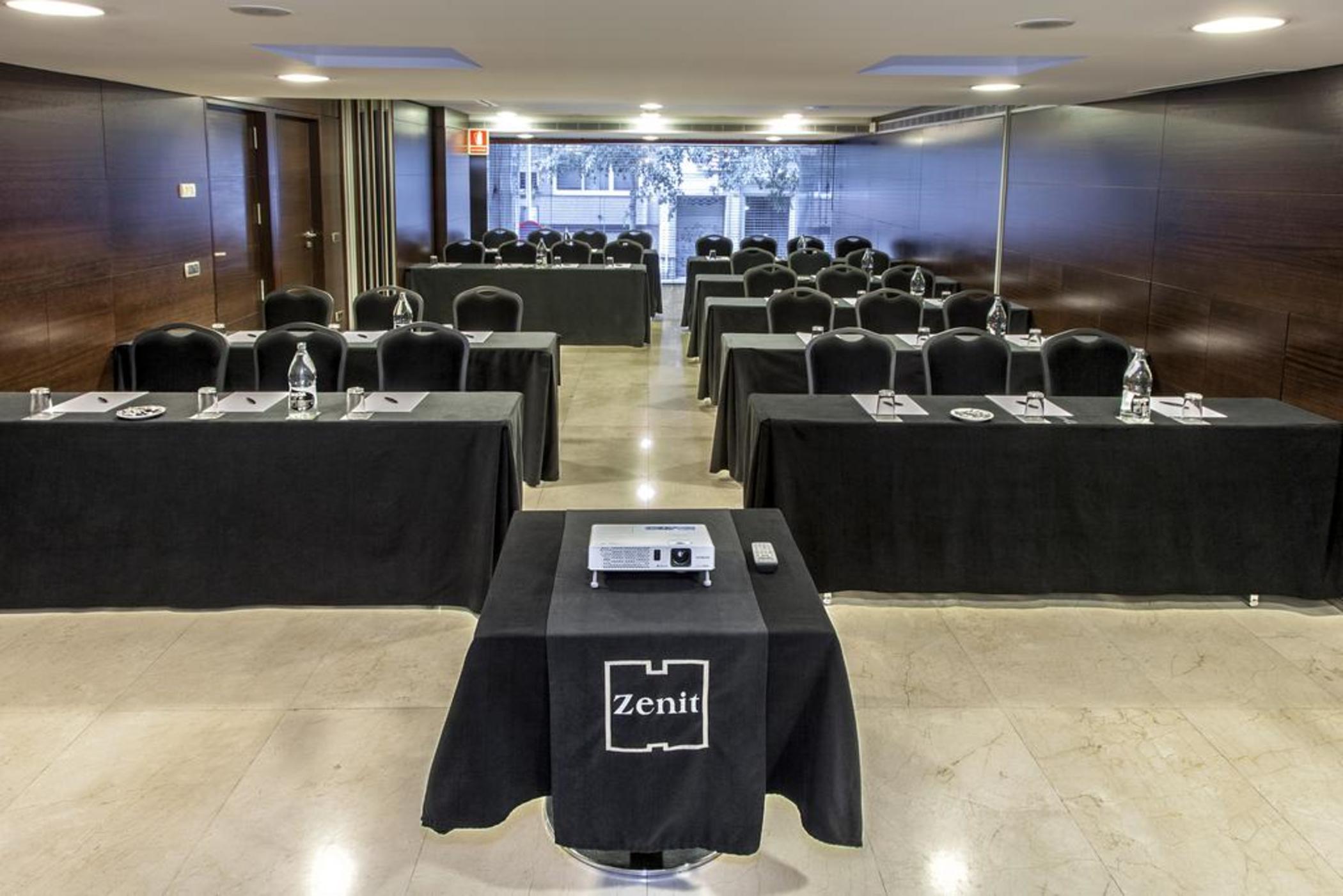 Hotel Zenit Borrell Barcellona