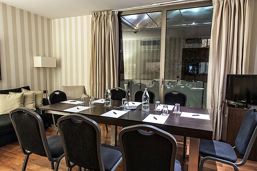 Zenit Borrell Hotel Barcellona